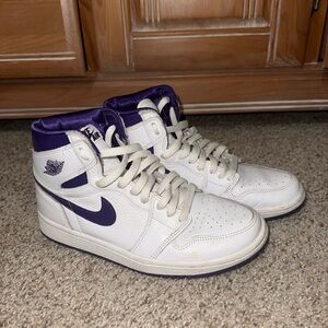Nike High-Top Sneakers in White and Purple